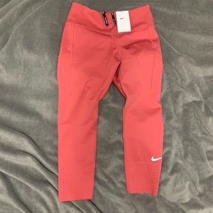 NWT Nike Epic Luxe Mid-Rise Cropped Running Training Leggings Pink Women’s Sz L